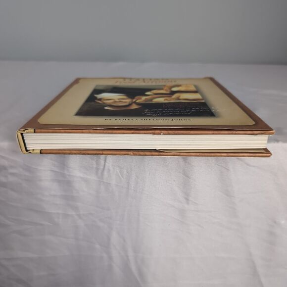 Italian Food Artisans Traditions And Recipes By Pamela Sheldon Johns Cookbook - Picture 15 of 16